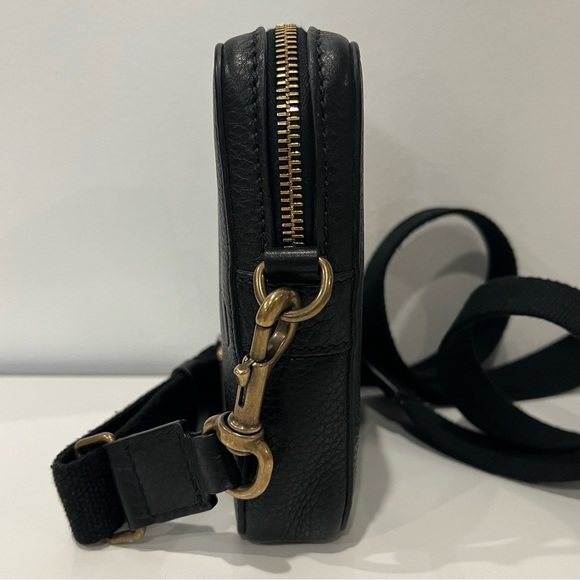 Valentino Logo Crossbody UNISEX - Picture 6 of 17